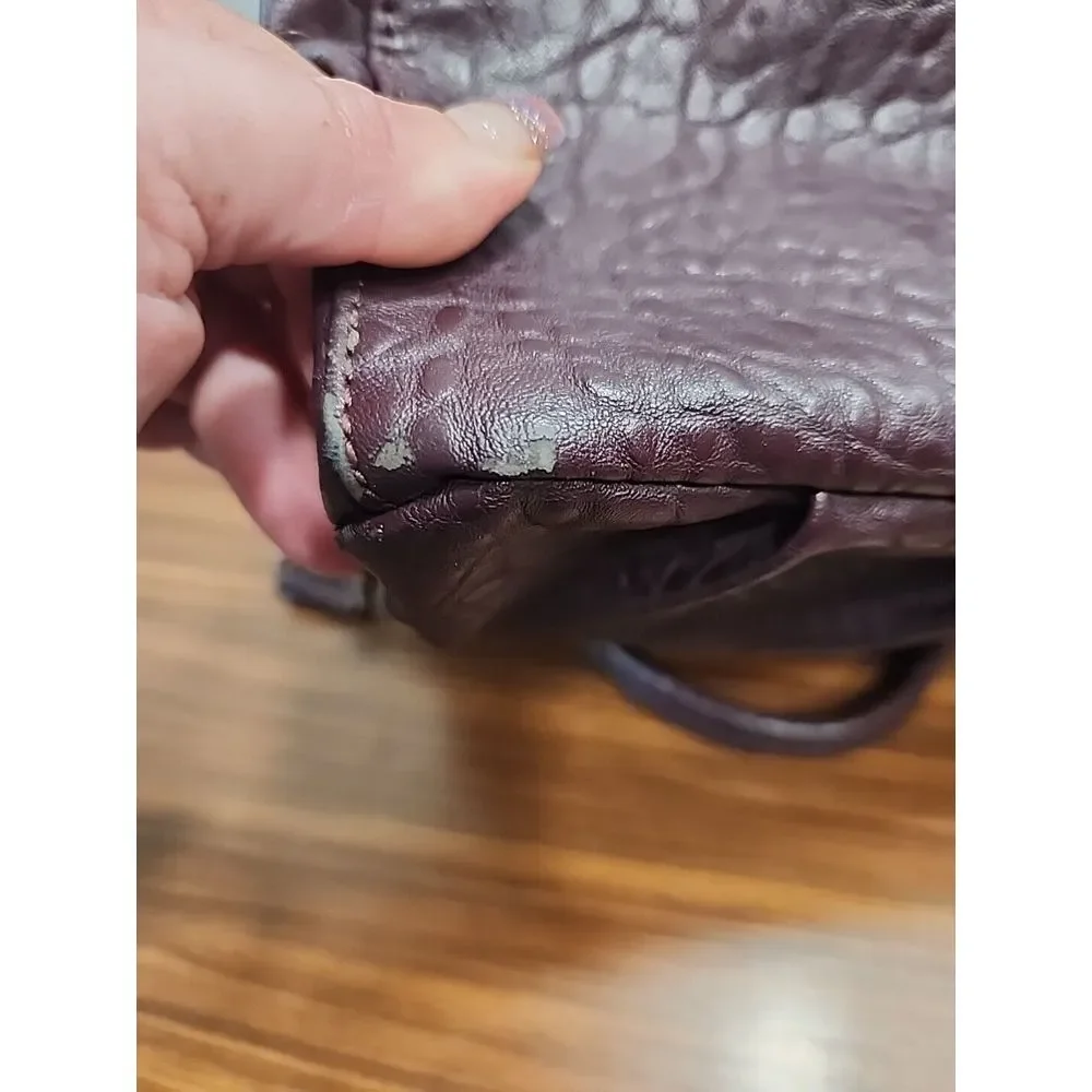 31 Thirty‎ One Purse Couture Street Jewell Vintage Pebble Deep Plum Shoulder Bag